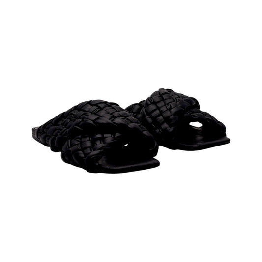 STEVE MADDEN