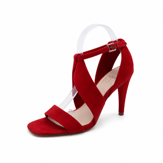 VINCE CAMUTO