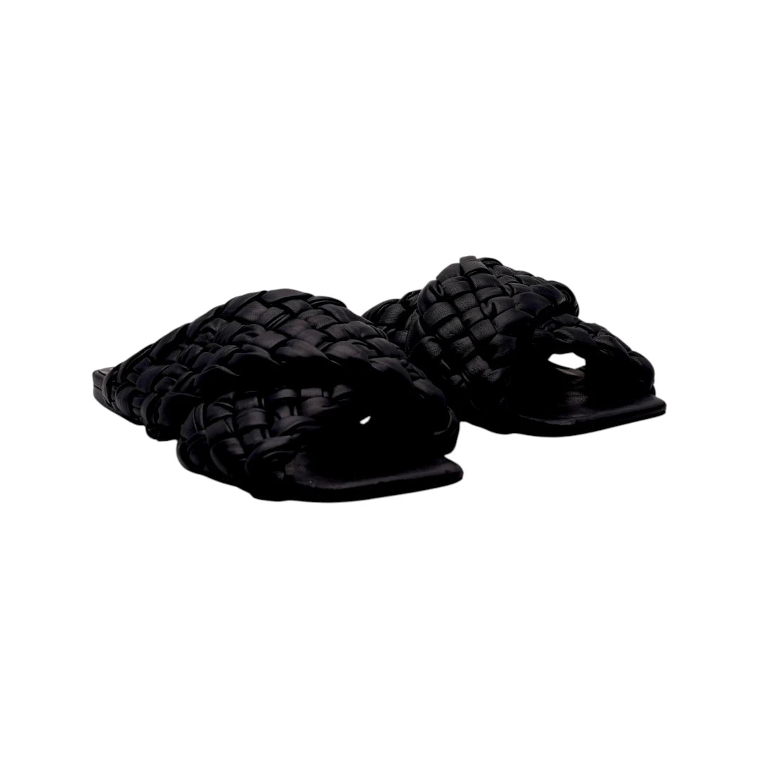 STEVE MADDEN